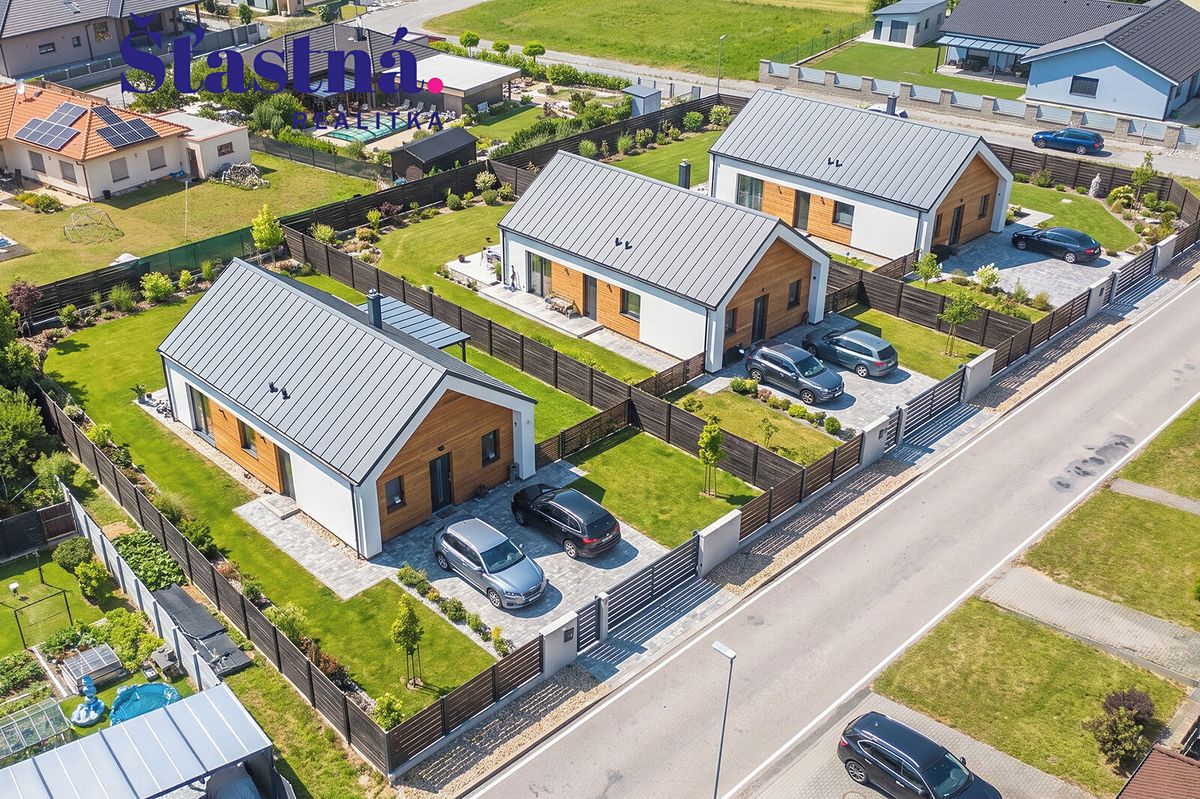 Prodej stavebního pozemku 1010 m², Dubné – fotka 1 z 3