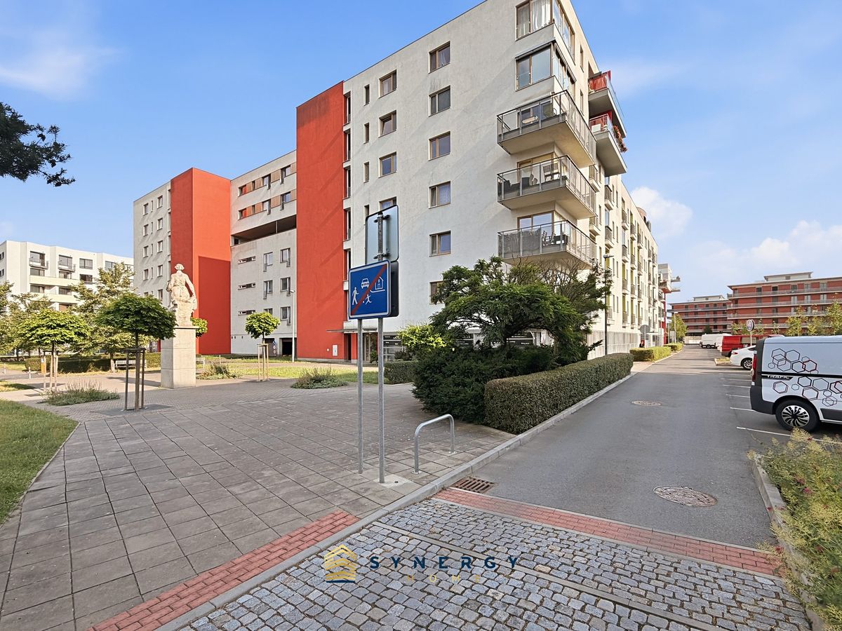 Pronájem bytu 1+kk 44 m²