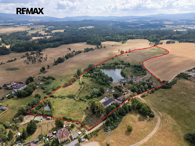 Prodej zemědělské usedlosti 900 m², pozemek 74164 m², Nová Role – náhled fotky 1