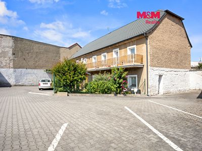 Prodej rodinného domu 376 m², pozemek 1174 m²