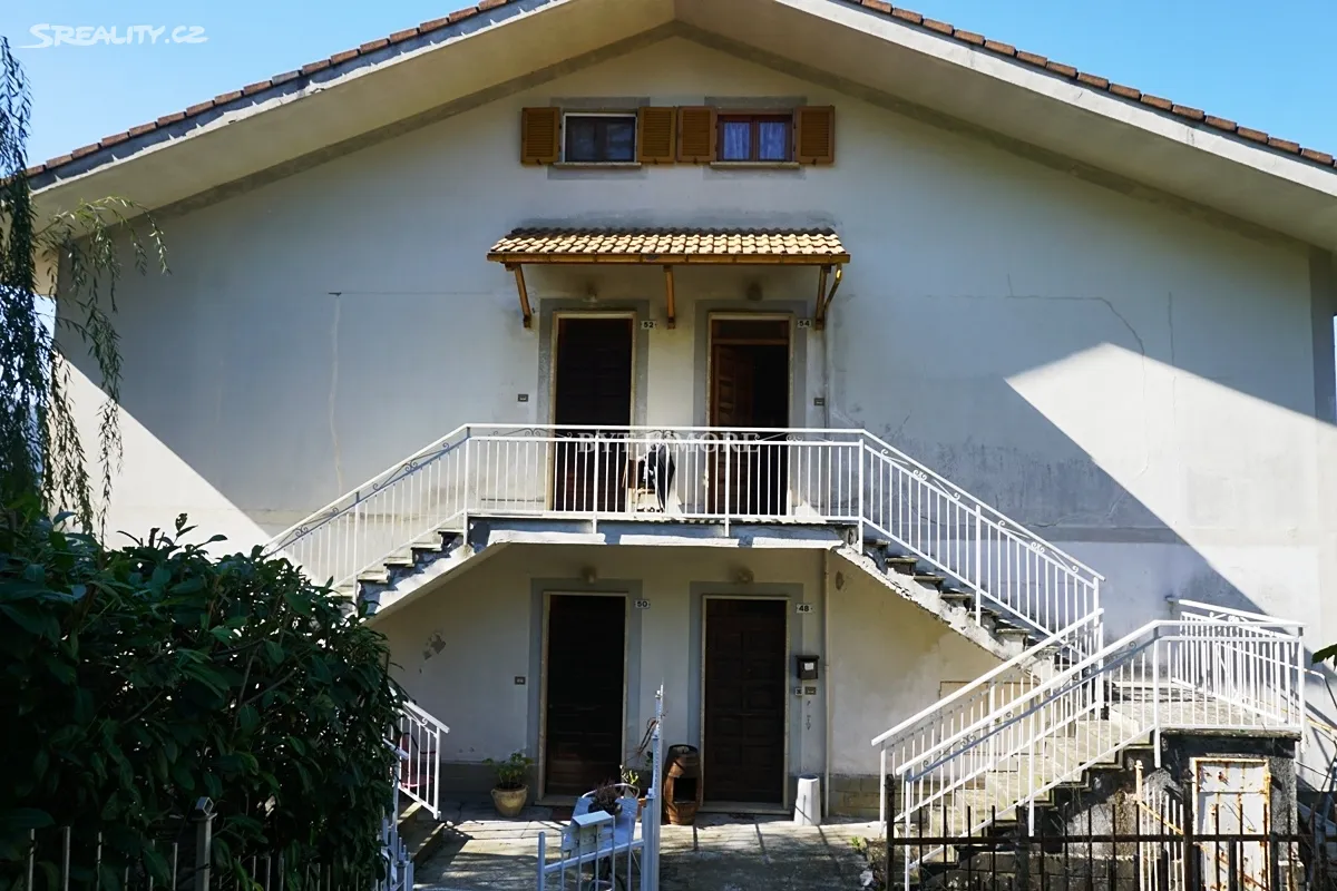 Piso de 2 habitaciones, 84 m²