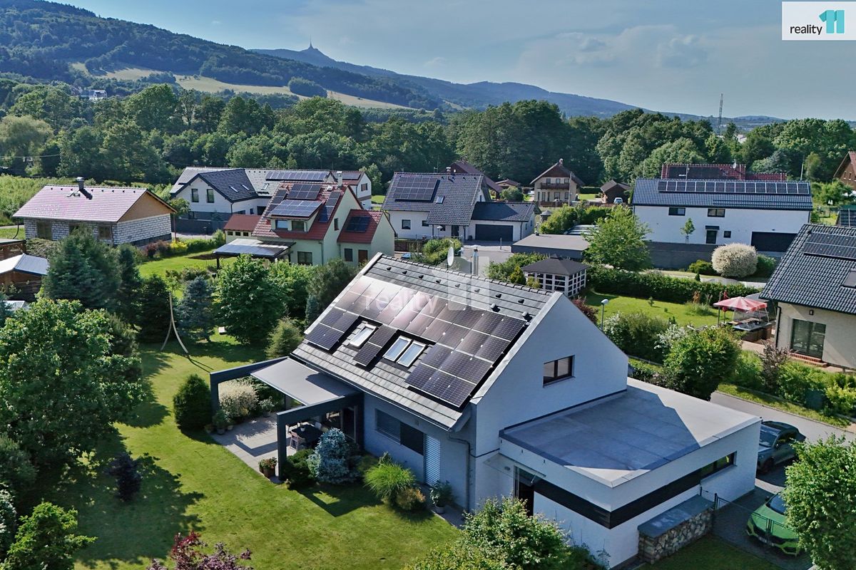 Prodej rodinného domu 200 m², pozemek 1163 m² – fotografie 5