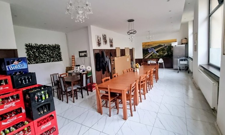 Prodej komerčního prostoru, 430 m² (4 z 18)