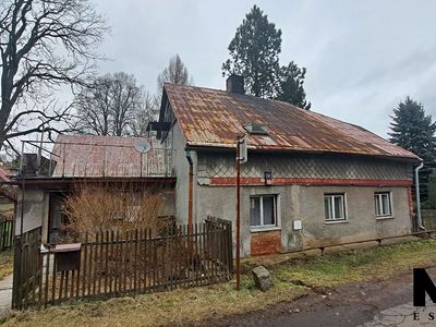 Prodej rodinného domu 435 m², pozemek 1790 m²