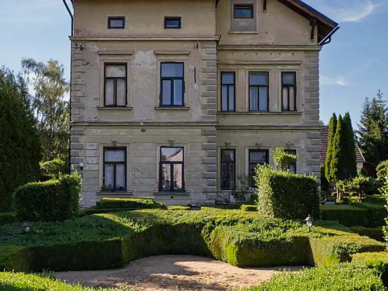 Prodej vily 300 m², pozemek 4536 m², Vyškov – náhled fotky 2
