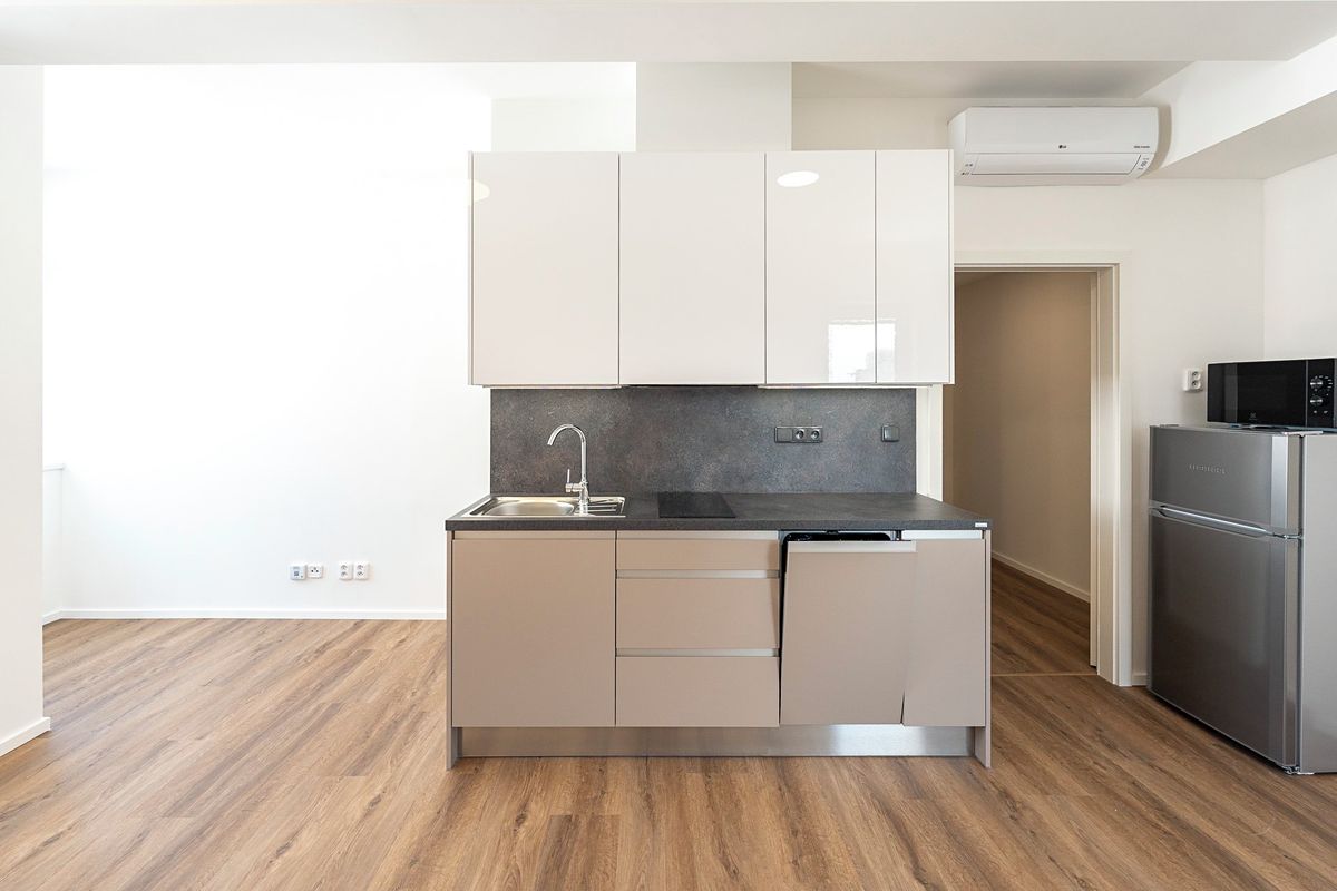 Pronájem bytu 1+kk 32 m²