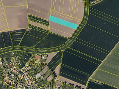 Prodej  pole 104 126 m²