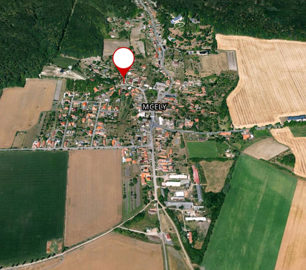 Prodej stavebního pozemku 2158 m², Mcely – fotka 1 z 3