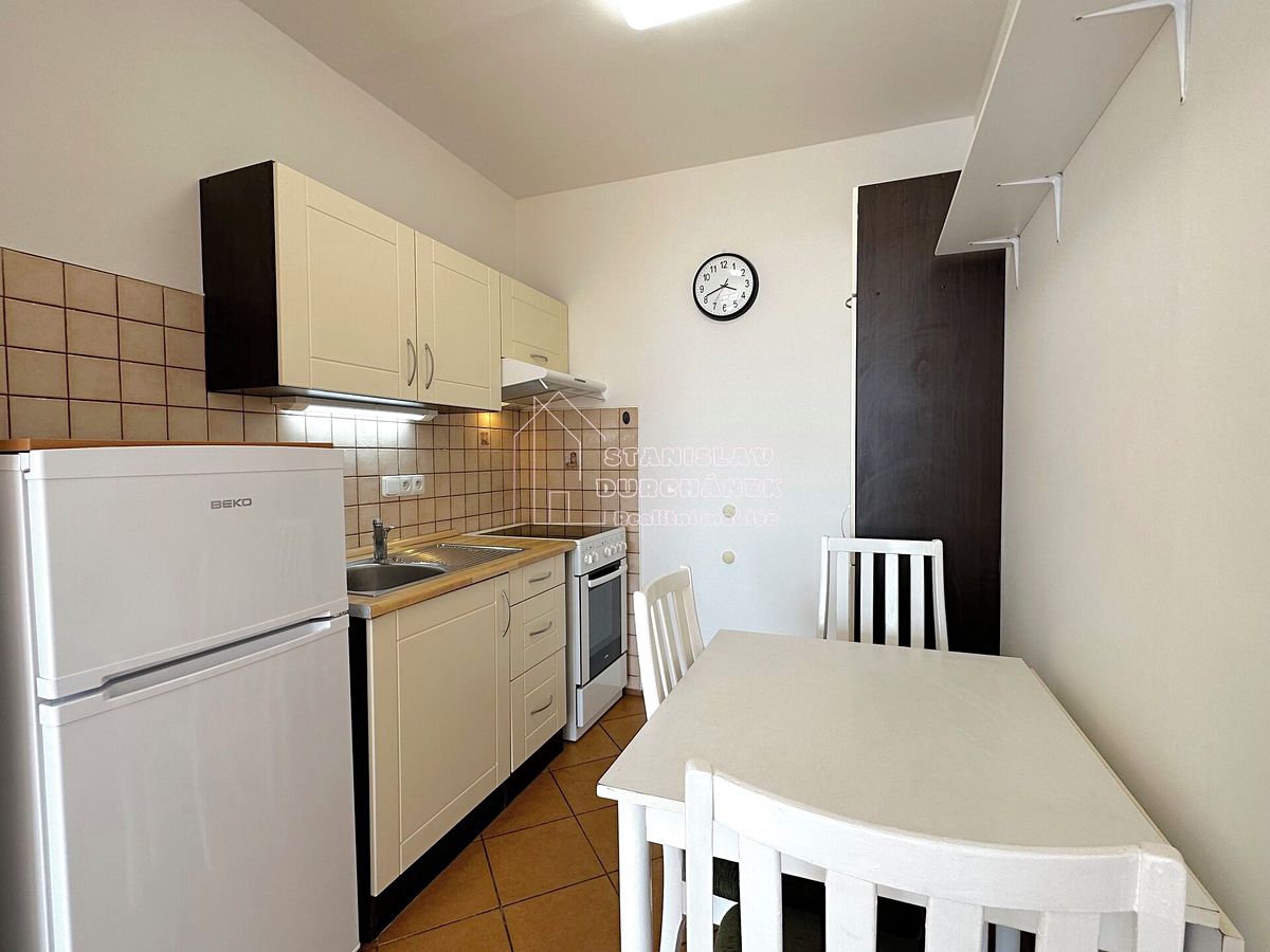 Pronájem bytu 2+kk 44 m²