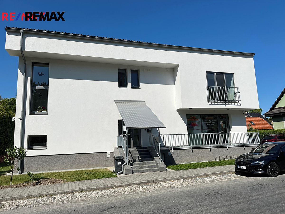 Pronájem obchodního prostoru 398 m² – fotografie 2