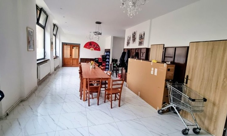 Prodej komerčního prostoru, 430 m² (6 z 18)