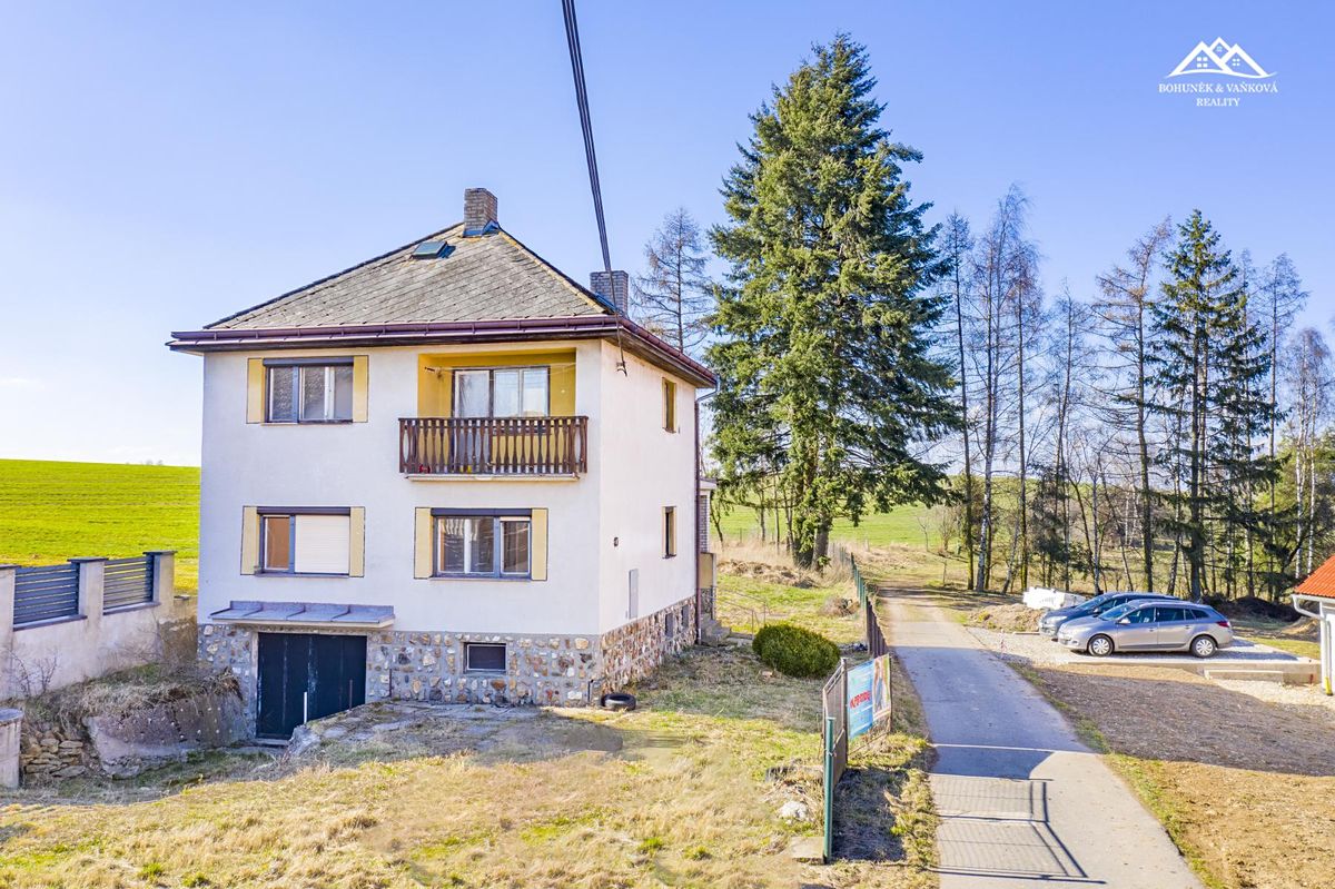Prodej rodinného domu 87 m², pozemek 651 m²