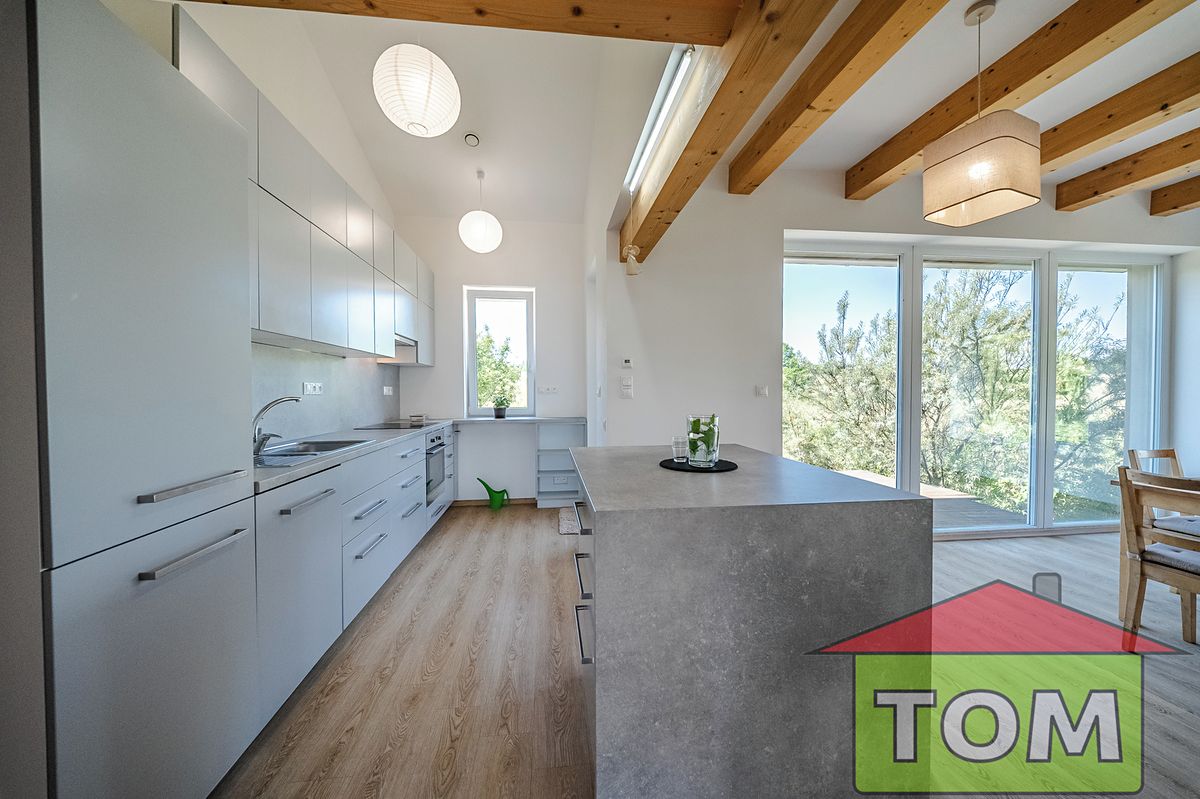 Prodej rodinného domu 120 m², pozemek 1402 m² – fotografie 3