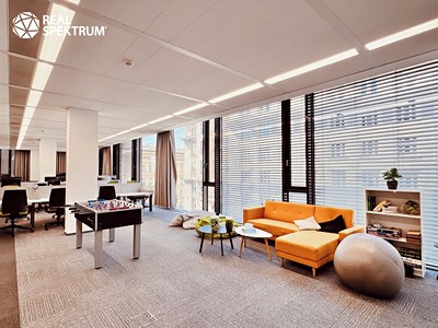 Pronájem kanceláře 257 m²