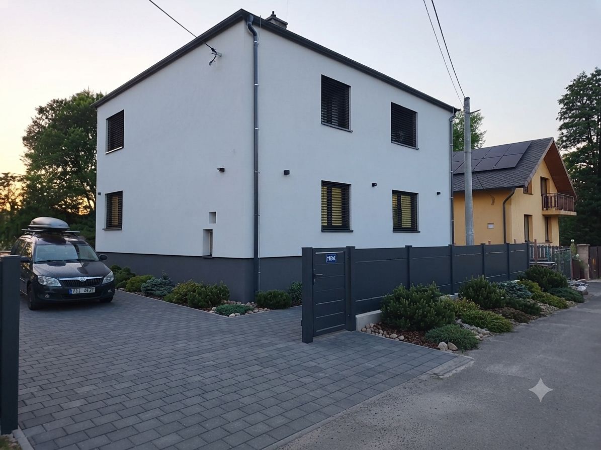 Pronájem bytu 3+kk 85 m²