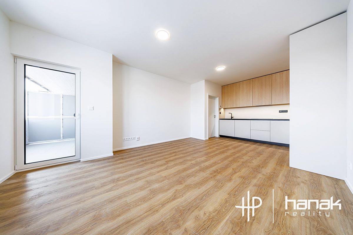 Pronájem bytu 2+kk 57 m²