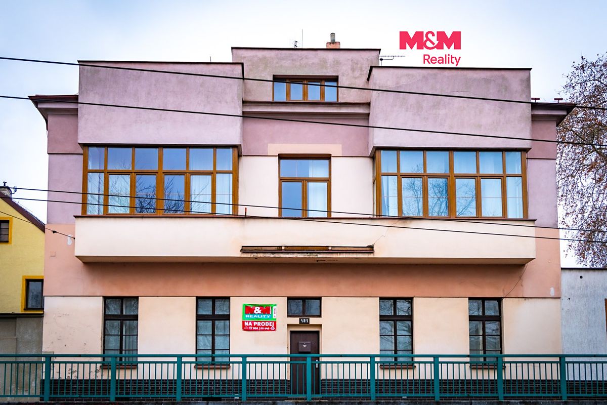 Prodej obchodního prostoru 2102 m²