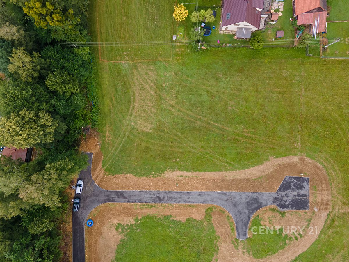 Prodej stavebního pozemku 1047 m² – fotografie 3