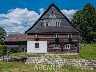 Haus zum Kauf, 500 m² (2 von 29)