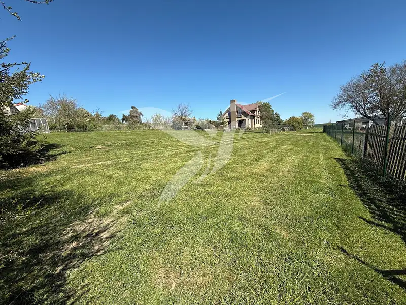Prodej stavebního pozemku 1689 m², Žilov – náhled fotky 2