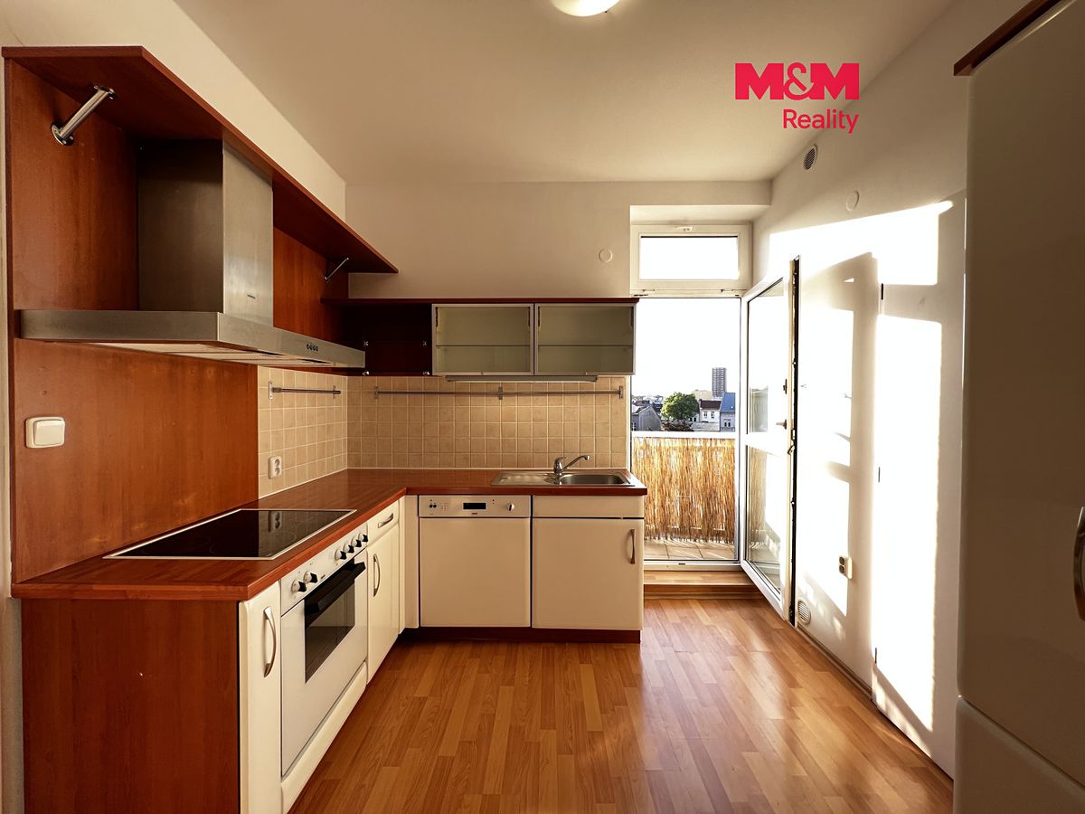 Pronájem bytu 2+1 64 m²