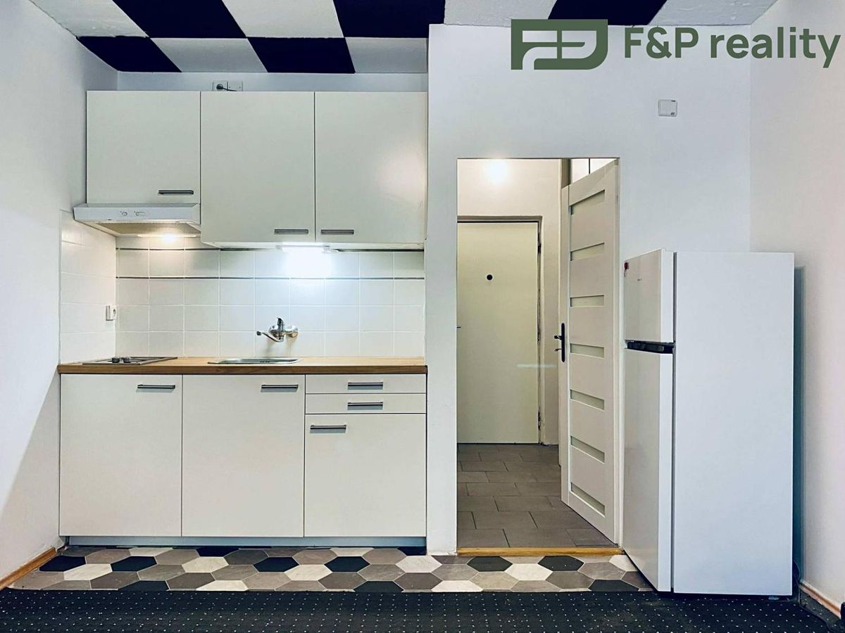 Pronájem bytu 1+kk 25 m²
