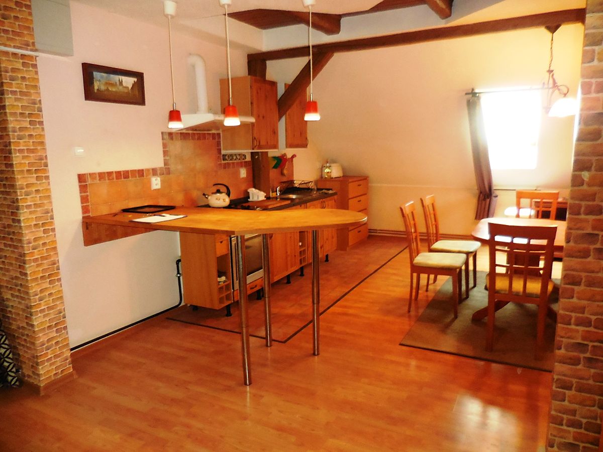 Pronájem bytu 3+kk 110 m²