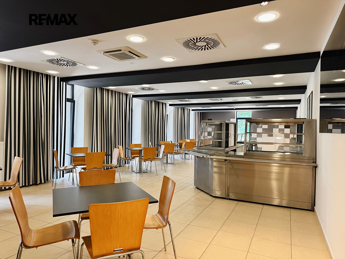 Pronájem restaurace 362 m²