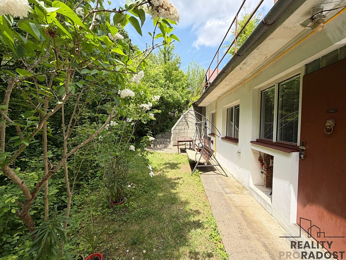 Prodej rodinného domu 132 m², pozemek 447 m² – fotografie 2