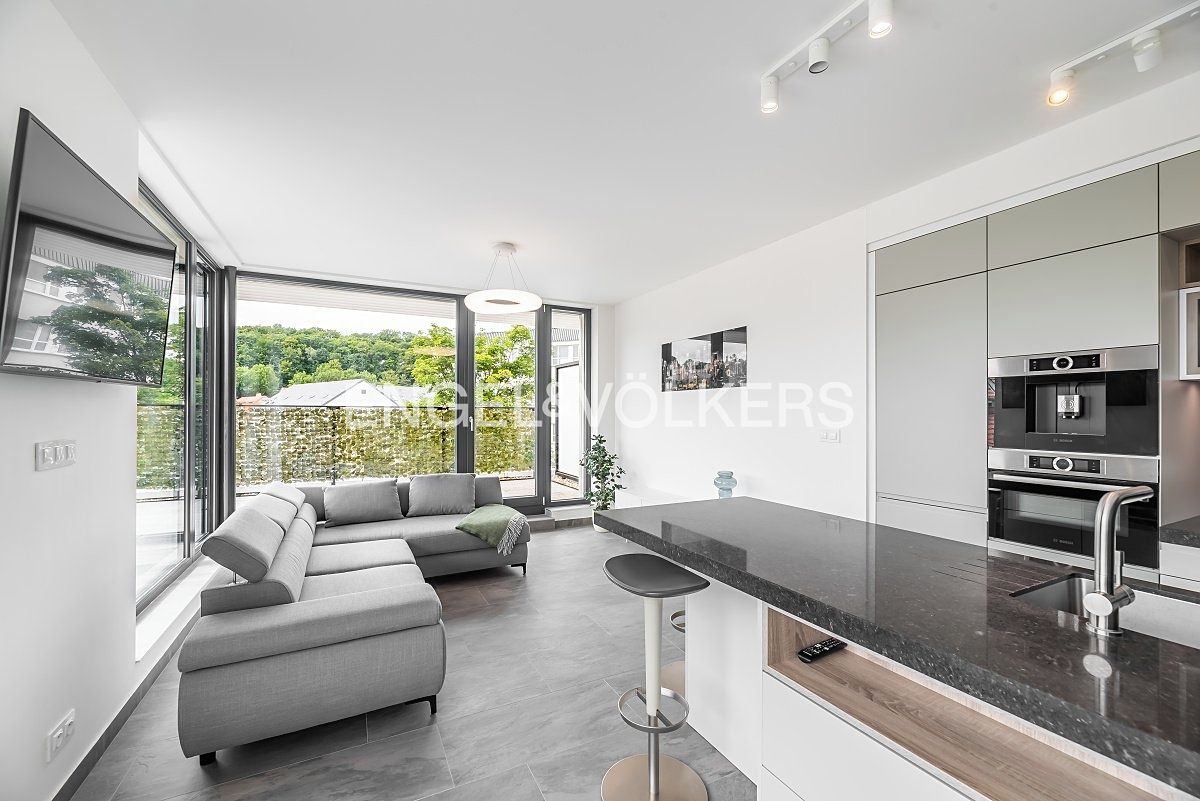 Pronájem bytu 2+kk 70 m²