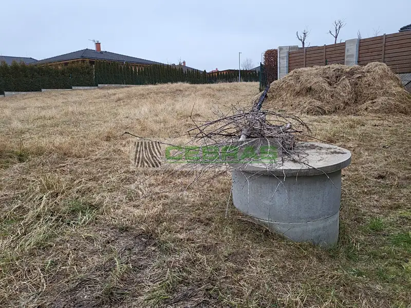 Pronájem zahrady 1070 m², Srubec – náhled fotky 3