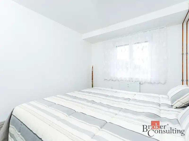 Prodej bytu 2+1 72 m², Praha – náhled fotky 3