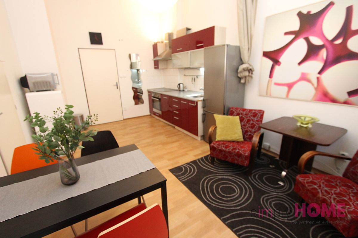Pronájem bytu 2+kk 40 m²