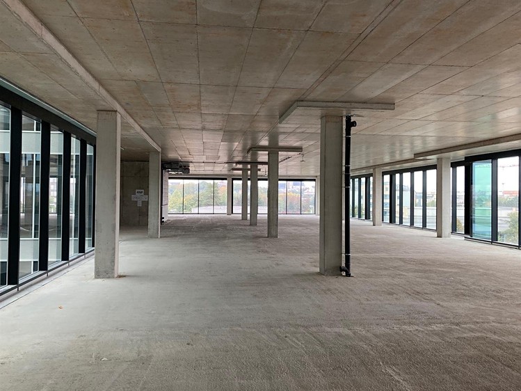 Pronájem komerčního prostoru, 2 800 m² (8 z 12)