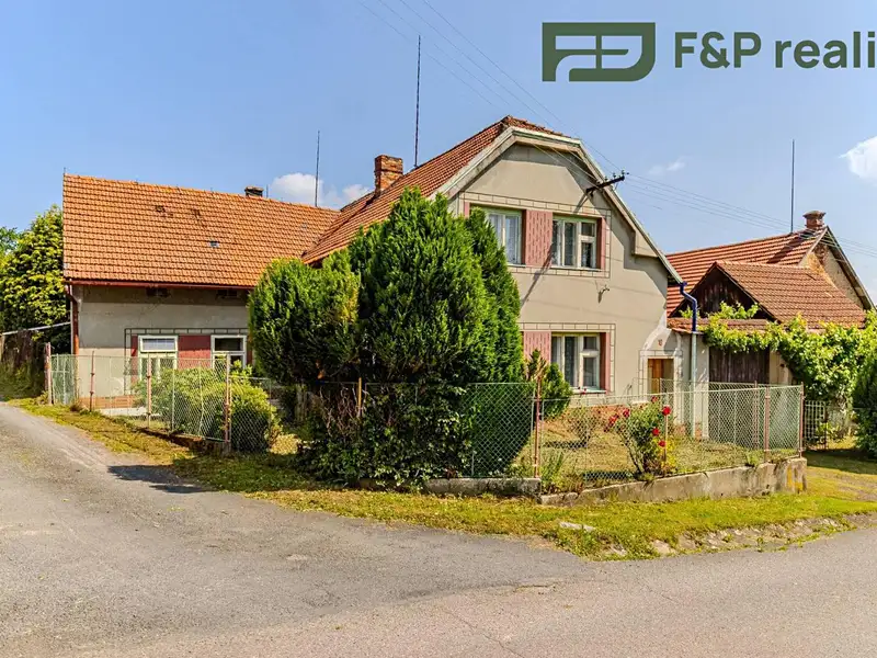 Prodej rodinného domu 300 m², pozemek 795 m², Zádolí – náhled fotky 1