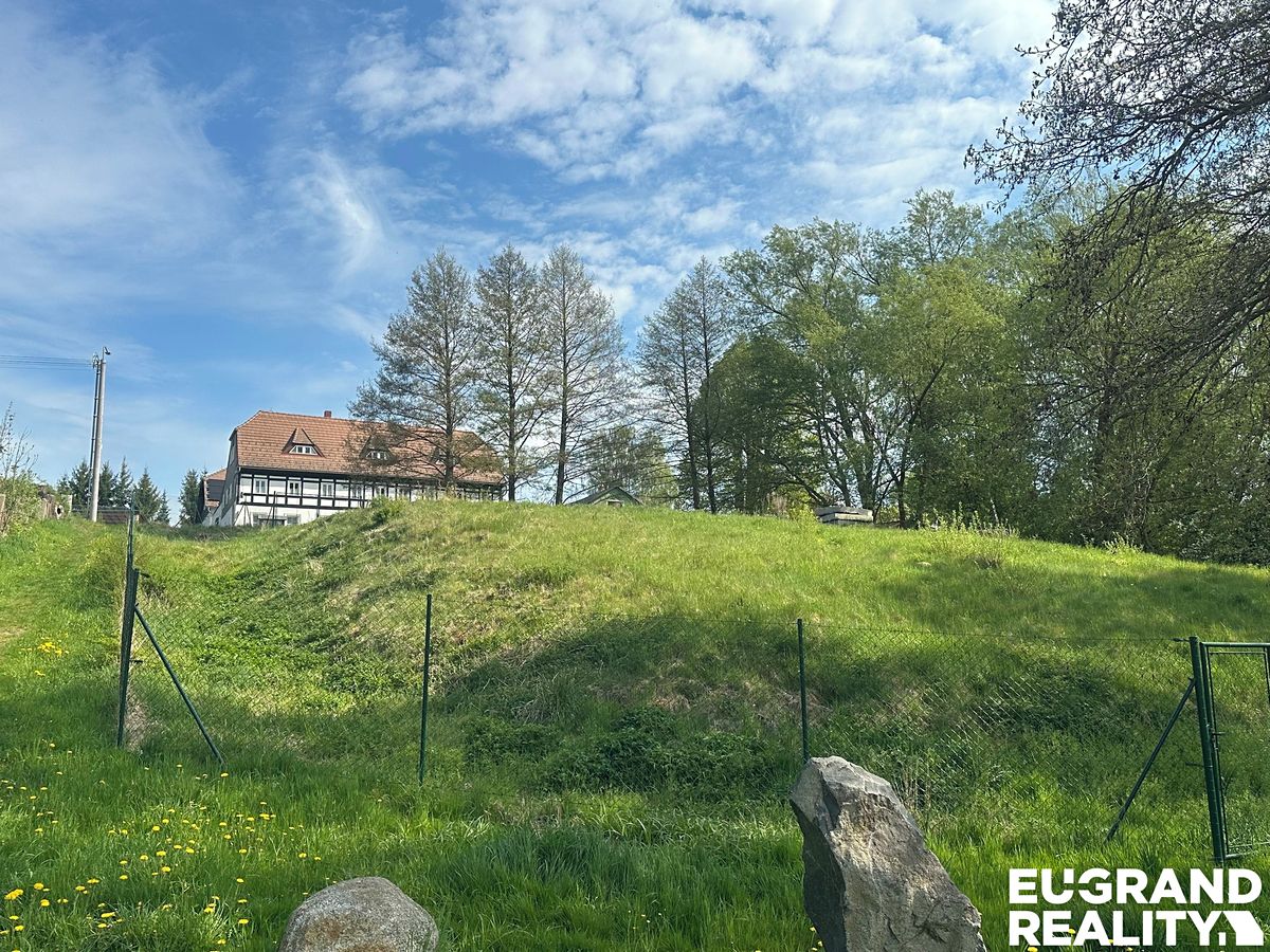 Prodej stavebního pozemku 2373 m² – fotografie 2