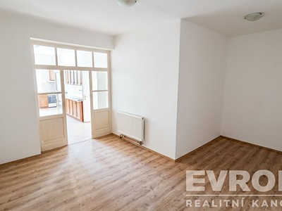 Pronájem bytu 1+1 41 m²