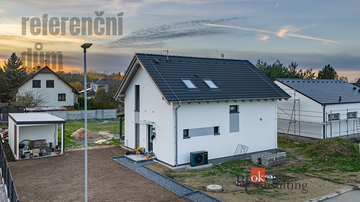 Prodej rodinného domu 125 m², pozemek 816 m² – fotografie 2