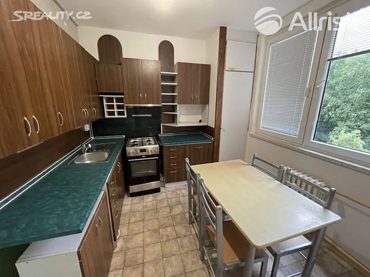 Prodej bytu 4+1 76 m², Třinec