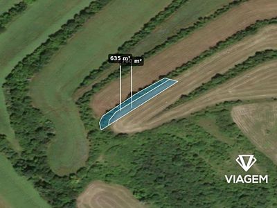 Prodej pole 1395 m²
