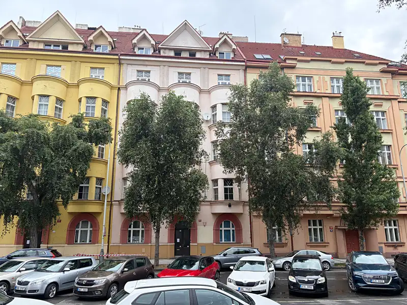 Prodej bytu 4+kk 110 m², Praha – náhled fotky 2