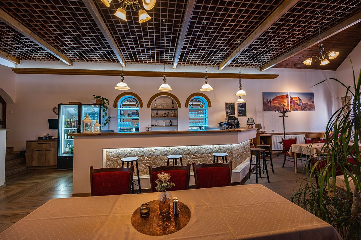 Pronájem restaurace 150 m² – fotografie 3
