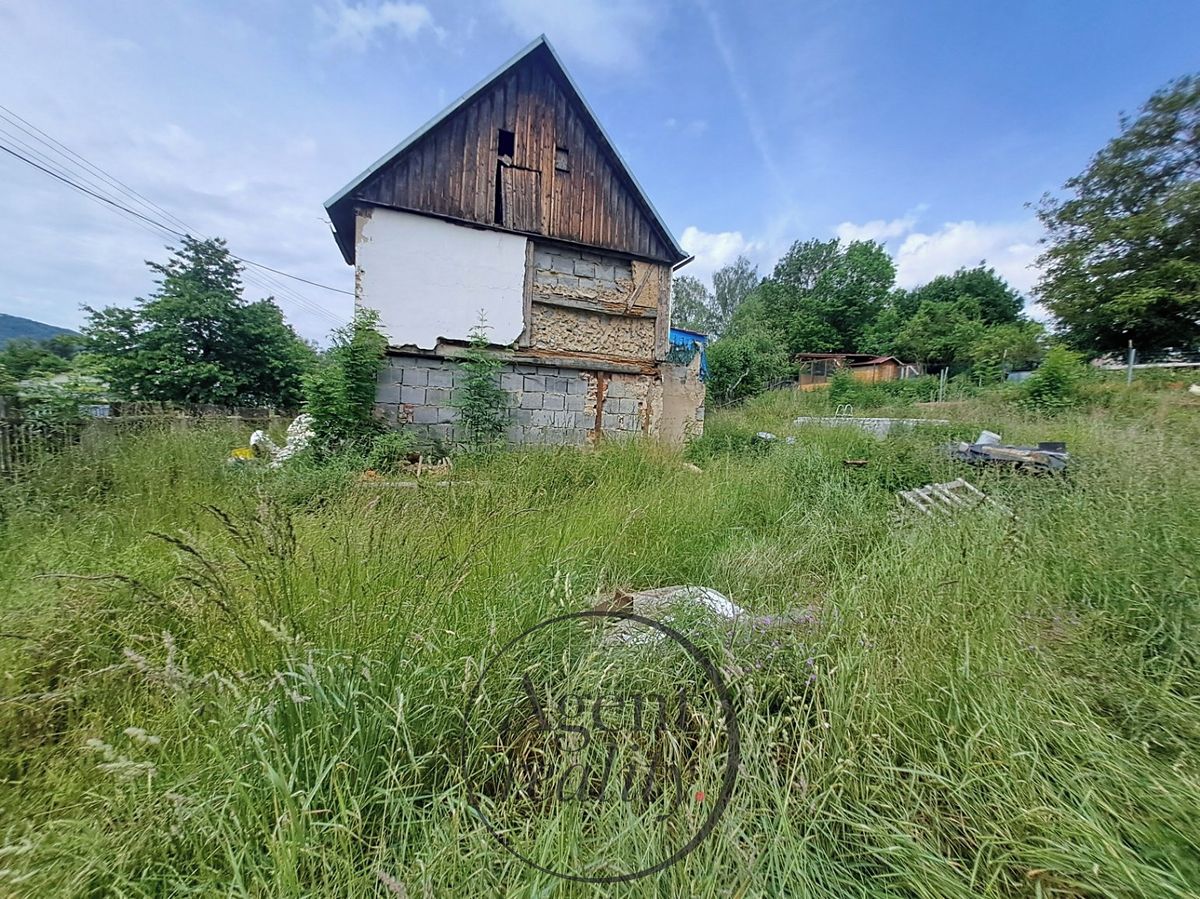Prodej rodinného domu 117 m², pozemek 1035 m² – fotografie 2