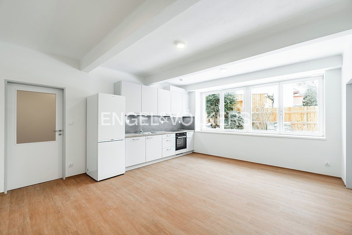 Pronájem bytu 2+kk 57 m²