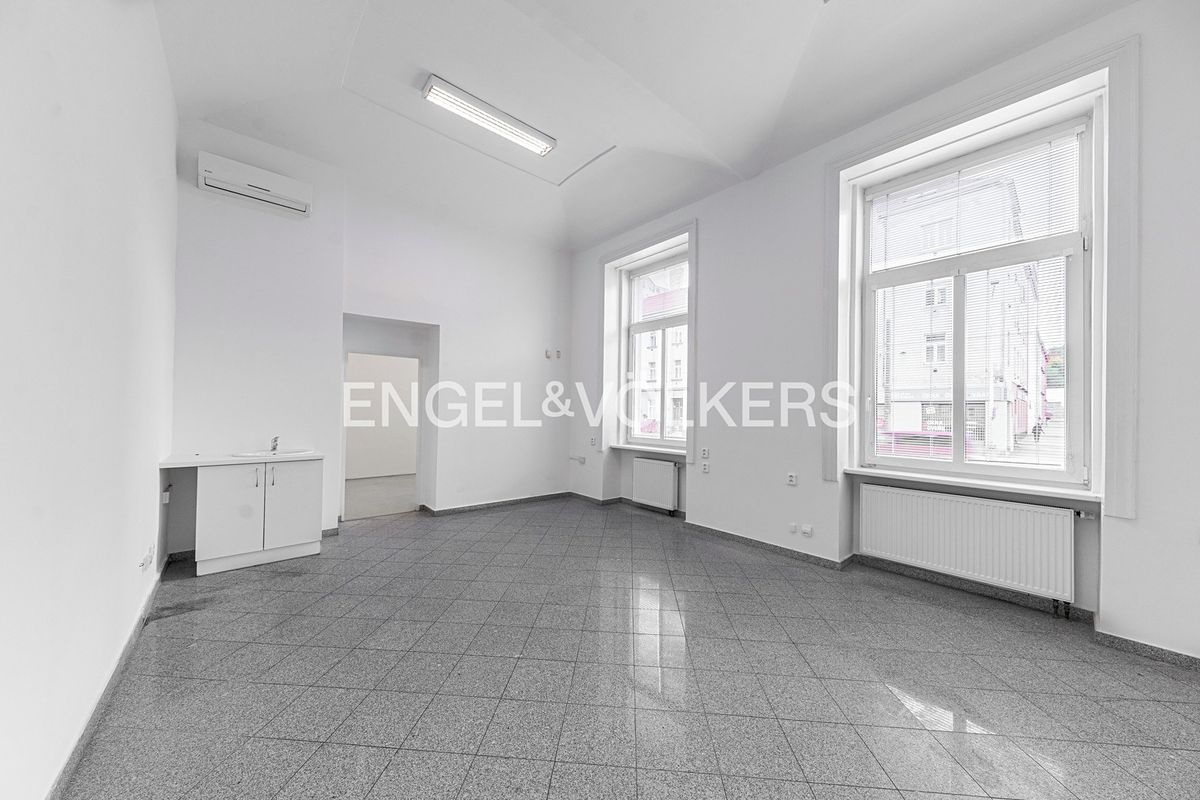 Pronájem ordinace 288 m² – fotografie 3