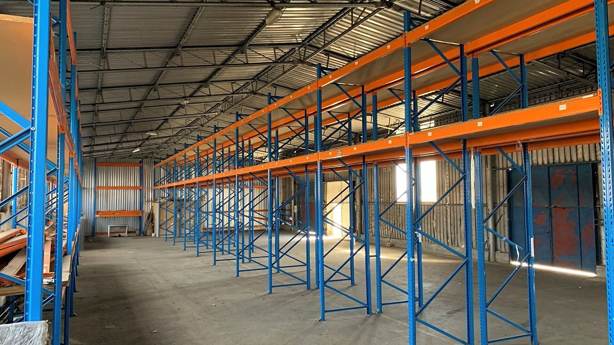 Pronájem skladového prostoru 236 m²