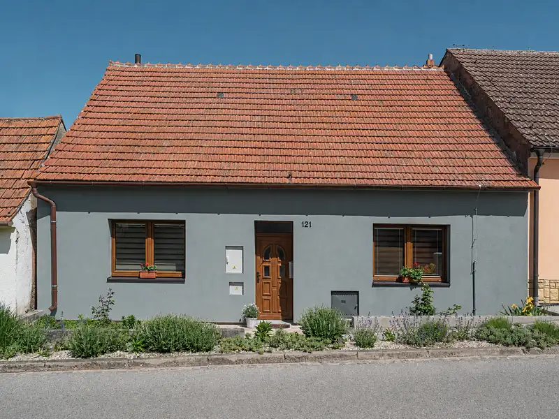 Prodej rodinného domu 149 m², pozemek 285 m², Hlohovec – náhled fotky 1