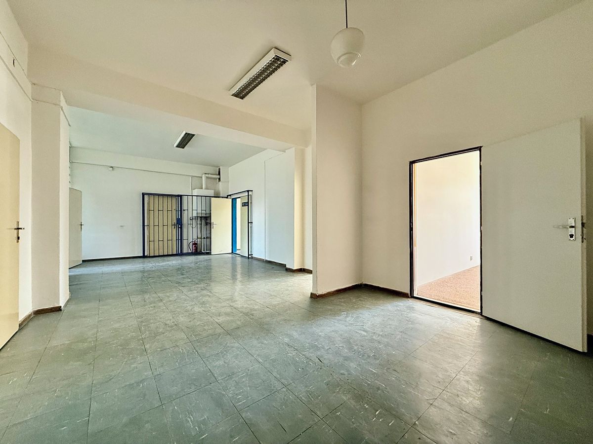 Pronájem kanceláře 26 m² – fotografie 4