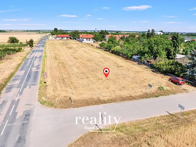 Prodej stavebního pozemku 883 m², Drnholec – náhled fotky 2