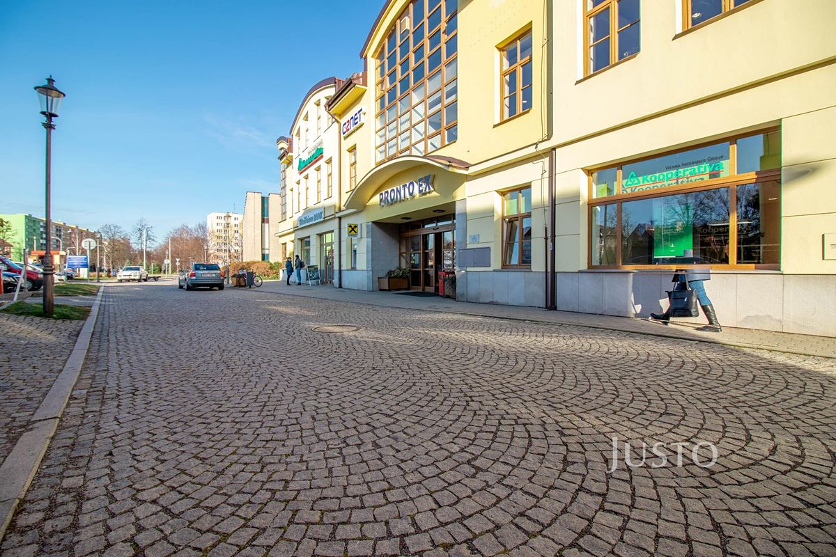Pronájem kanceláře 67 m² – fotografie 2